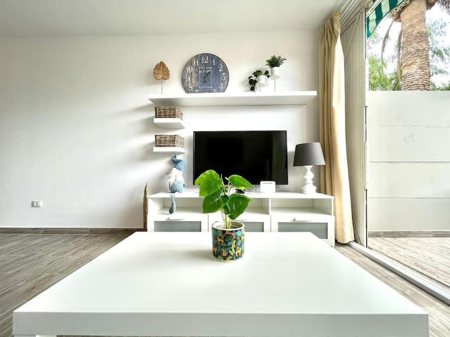 Apartamento Con Piscina Sur De Tenerife Коста-дель-Сіленсіо Екстер'єр фото