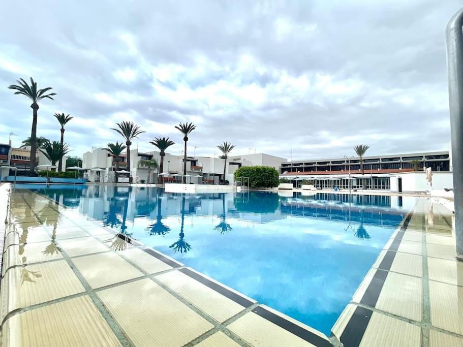Apartamento Con Piscina Sur De Tenerife Коста-дель-Сіленсіо Екстер'єр фото